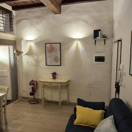 Borgo San Frediano Hideaway Apartment ฟลอเรนซ์ ภายนอก รูปภาพ