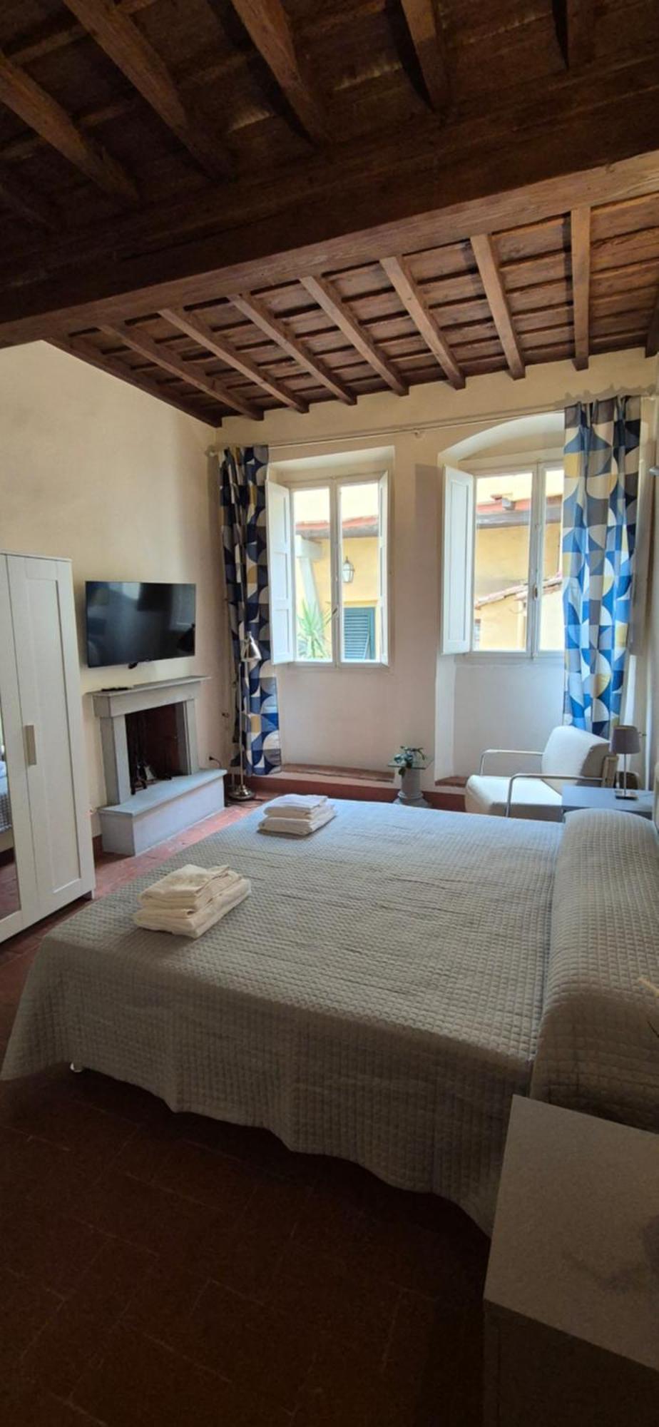 Borgo San Frediano Hideaway Apartment ฟลอเรนซ์ ภายนอก รูปภาพ
