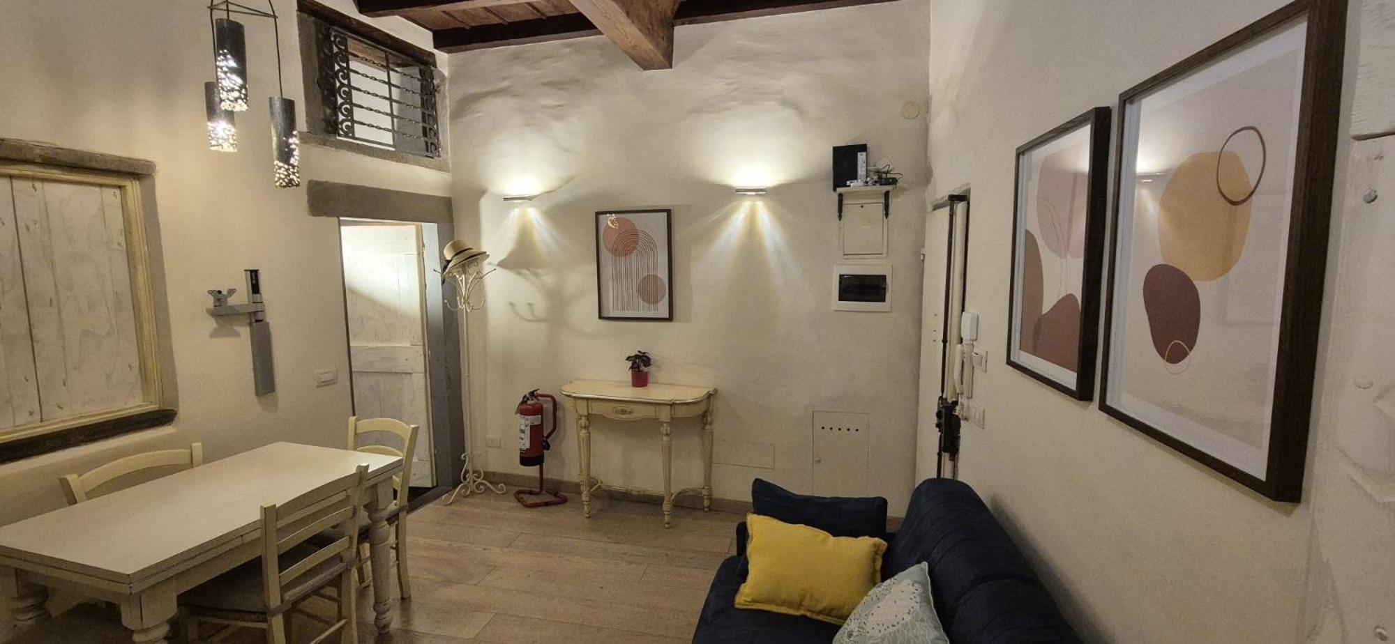 Borgo San Frediano Hideaway Apartment ฟลอเรนซ์ ภายนอก รูปภาพ